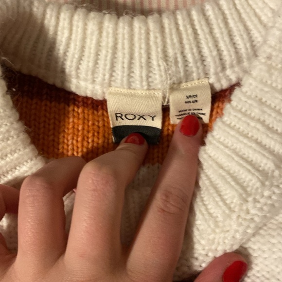 SOLD- Roxy Sweater - Picture 2 of 3